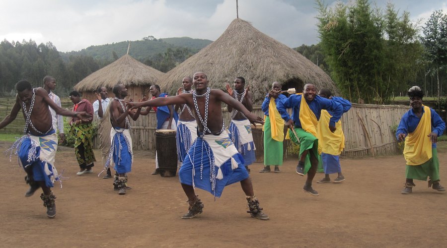 Community & Cultural Visits in Rwanda (Iby’Iwacu & Villages)